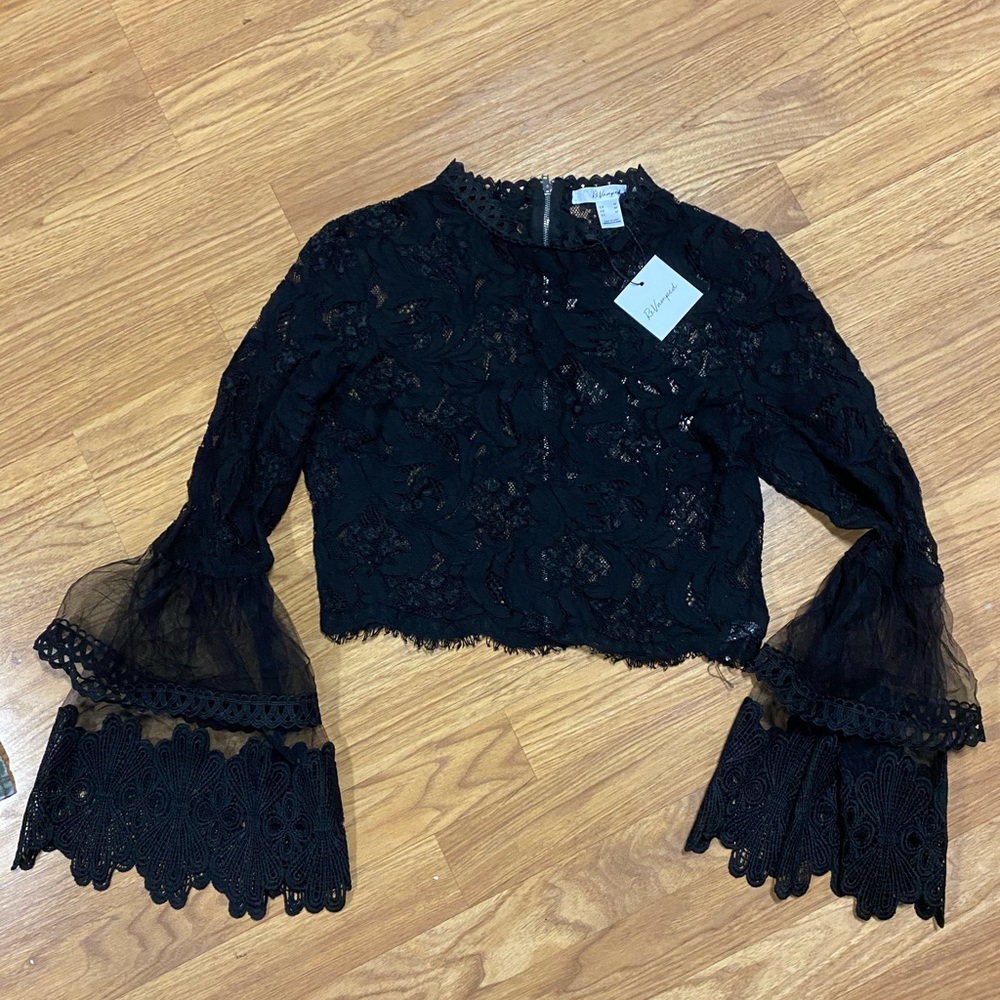 CROPPED SHEER LACE CROP TOP